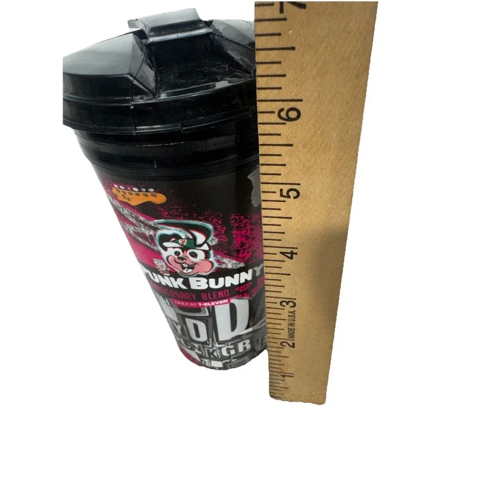 Green Day Punk Bunny Coffee Tumbler Cup 7-Eleven Exclusive Sealed 7-11‎
